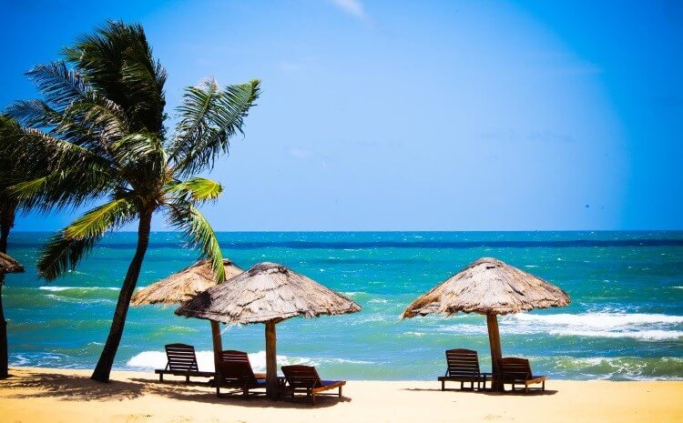 Biển Mỹ Khê được Forbes bầu chọn là một trong sáu bãi biển quyến rũ nhất  -  những địa điểm vui chơi ở đà nẵng