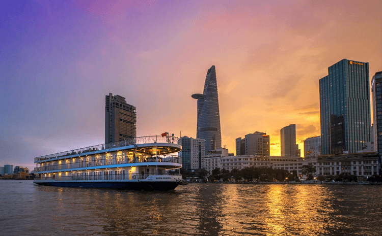 Cùng hẹn hò, ăn tối và ngắm cảnh trên tàu Sài Gòn - các địa điểm hẹn hò ở tphcm