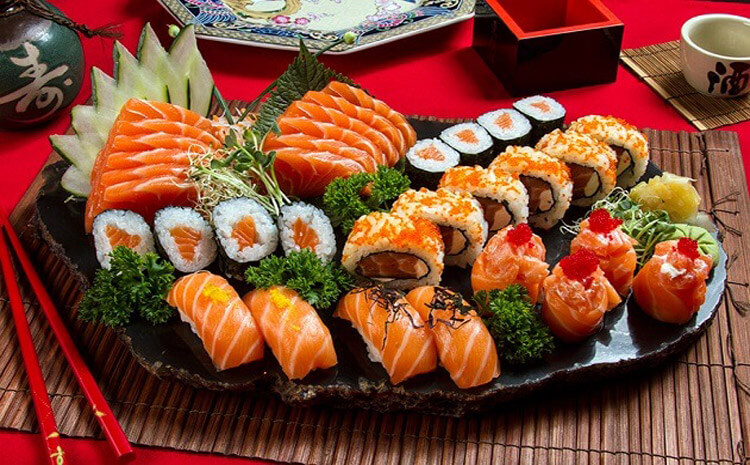 Miếng sushi nhỏ xinh, vừa miệng là lựa chọn thứ 3